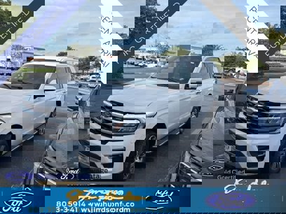 Used 2023 Ford Expedition Limited