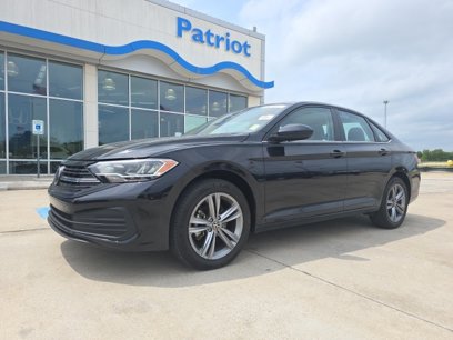 Used 2024 Volkswagen Jetta SE