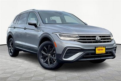 New 2024 Volkswagen Tiguan SE