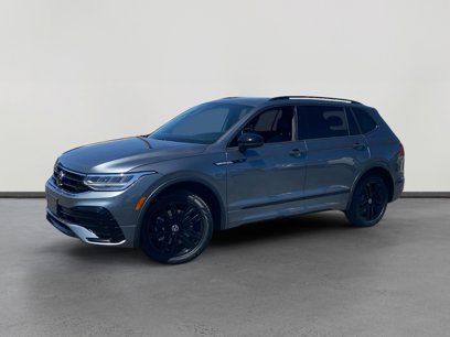 Certified 2022 Volkswagen Tiguan SE R-Line