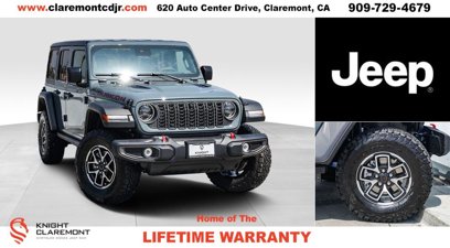 New 2025 Jeep Wrangler Unlimited Rubicon w/ Technology Group