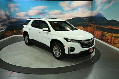 Used 2022 Chevrolet Traverse LT
