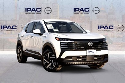 New 2025 Nissan Kicks SV w/ Charging Package
