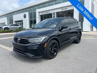 Certified 2024 Volkswagen Tiguan SE R-Line