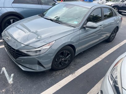 Used 2023 Hyundai Elantra Blue