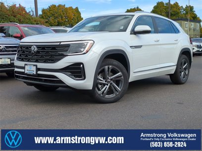 New 2024 Volkswagen Atlas Cross Sport SEL R-Line