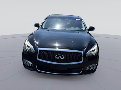 Used 2015 INFINITI Q70 L 5.6 w/ V8 Deluxe Technology Package