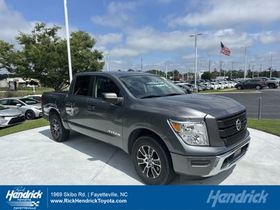 Used 2022 Nissan Titan SV