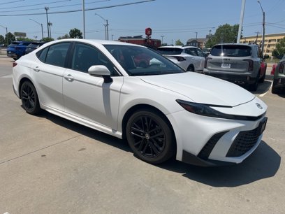 Used 2025 Toyota Camry SE