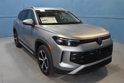 New 2025 Volkswagen Tiguan SE