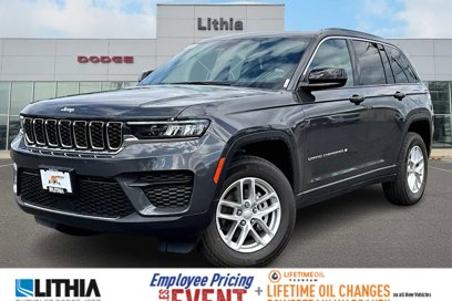 New 2025 Jeep Grand Cherokee Laredo X w/ Trailer Tow Package