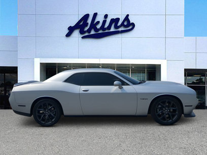 Used 2020 Dodge Challenger R/T w/ Blacktop Package