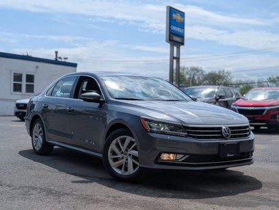 Used 2018 Volkswagen Passat 2.0T SE