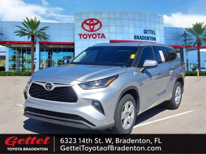 Certified 2021 Toyota Highlander LE