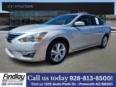 Used 2013 Nissan Altima 2.5 SL w/ Technology Pkg