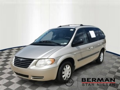 Used 2005 Chrysler Town & Country