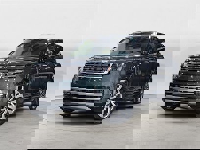New 2025 Land Rover Range Rover Long Wheelbase SE