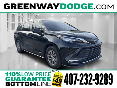 Used 2021 Toyota Sienna XLE