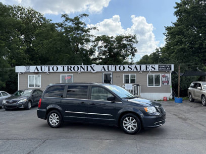 Used 2014 Chrysler Town & Country Touring