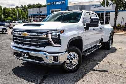 New 2025 Chevrolet Silverado 3500 LTZ w/ LTZ Convenience Package