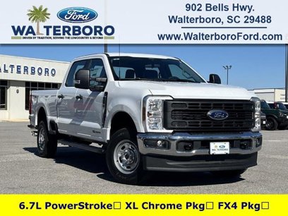 New 2025 Ford F250 XL w/ FX4 Off-Road Package