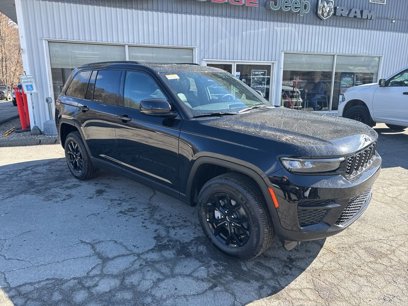New 2025 Jeep Grand Cherokee Altitude