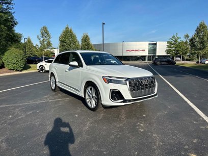 New 2025 Audi Q7 3.0T Premium Plus