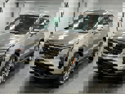 New 2025 Cadillac XT4 Premium Luxury w/ Technology Package