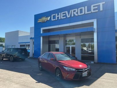Used 2016 Toyota Camry SE