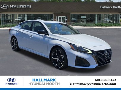 Used 2023 Nissan Altima 2.5 SR w/ SR Premium Package