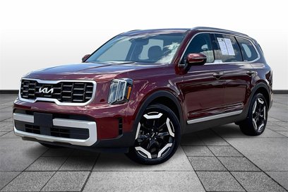 Certified 2024 Kia Telluride S w/ S Sunroof Package