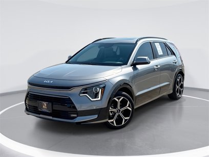 Used 2024 Kia Niro EX Touring