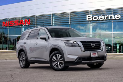 Used 2023 Nissan Pathfinder SL