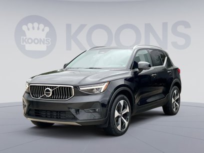 Certified 2025 Volvo XC40 B5 Plus