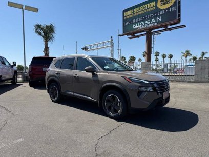 New 2025 Nissan Rogue SV w/ SV Premium Package