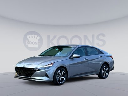 Used 2023 Hyundai Elantra SEL w/ Convenience Package