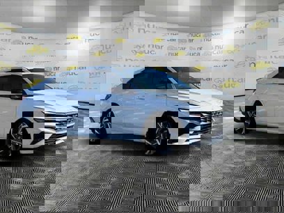 New 2025 Hyundai Elantra SEL