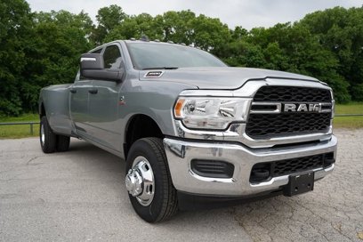 New 2024 RAM 3500 Tradesman w/ Chrome Appearance Group