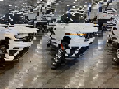 New 2025 Jeep Grand Cherokee Laredo