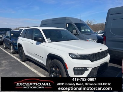 Used 2023 Jeep Grand Cherokee Limited w/ Black Appearance Package