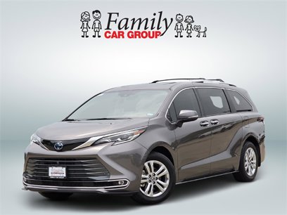 Used 2024 Toyota Sienna Platinum