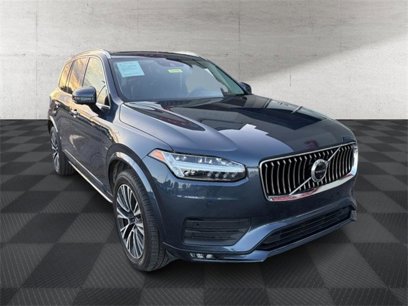 Used 2021 Volvo XC90 T6 Momentum w/ Advanced Package