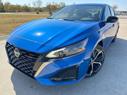 New 2025 Nissan Altima 2.5 SR w/ SR Premium Package