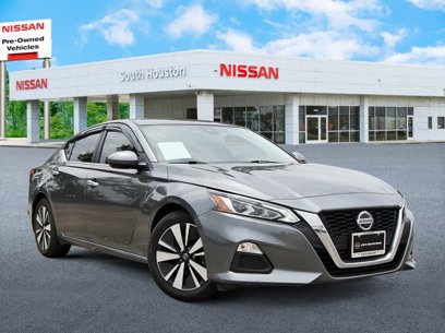 Used 2021 Nissan Altima 2.5 SV