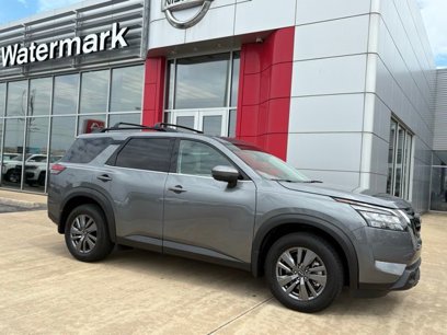New 2025 Nissan Pathfinder SV