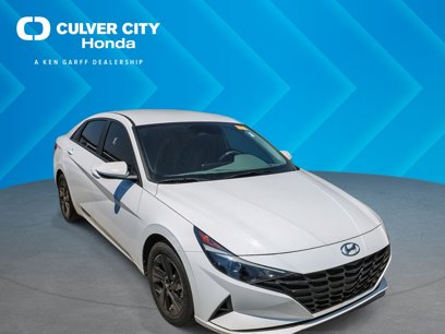 Used 2023 Hyundai Elantra Blue