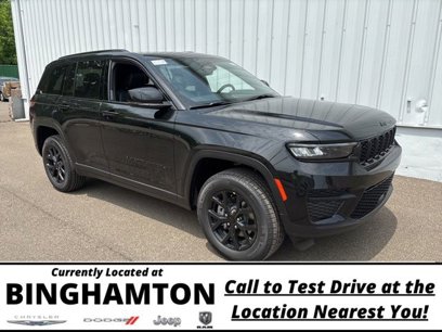 New 2025 Jeep Grand Cherokee Laredo