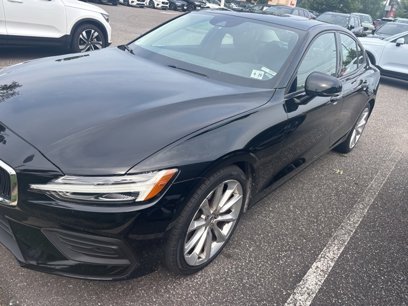 Used 2020 Volvo S60 T6 Momentum w/ Protection Package Premier