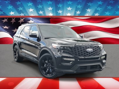 Certified 2022 Ford Explorer ST-Line w/ Class IV Trailer Tow Package