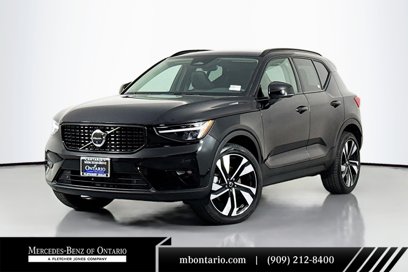 Used 2025 Volvo XC40 B5 Plus